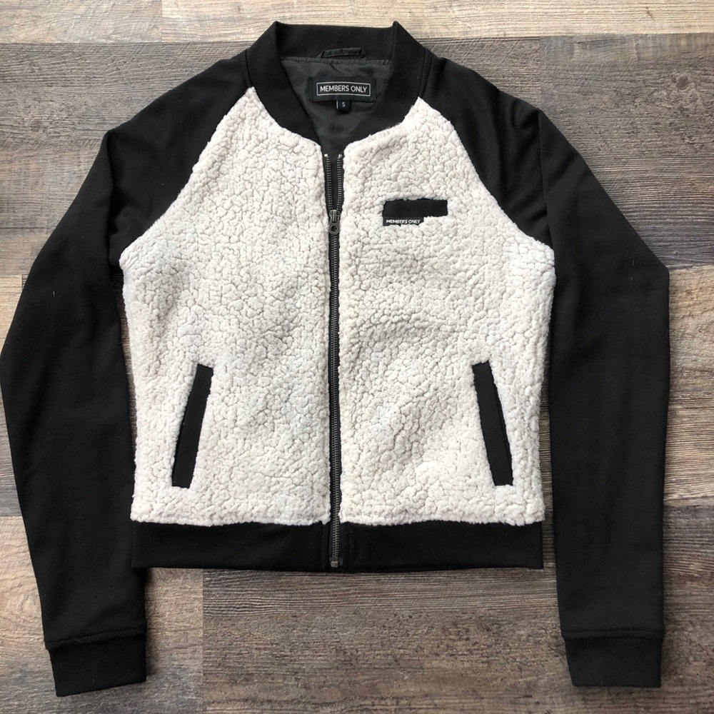 FINAL DAYS- 2/13 DONATION: Members Only Sherpa bomber jacket